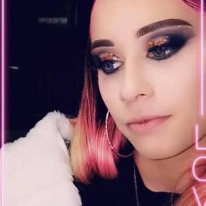 Meet your Posher, Mykeira